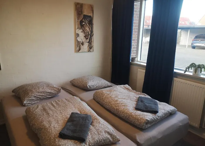 2 Vaerelser M Minikokken Brusekabine Og Toilet 4 Prs Alloggio in famiglia *